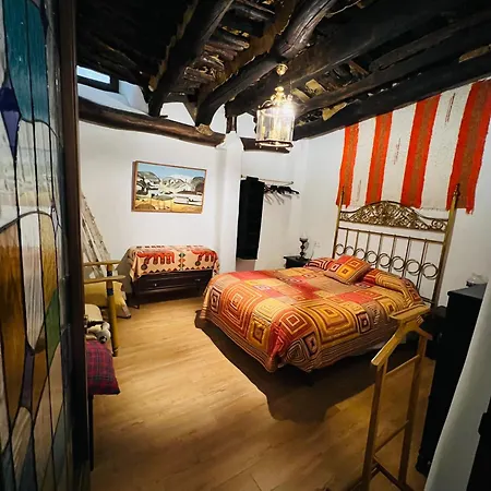 Tinaos Apartamento *